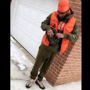 Meet your Posher, Mitch